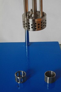 Mixer/Homogenizer Shear Tinggi dengan Pengangkat Hidrolik/ High shear mixer