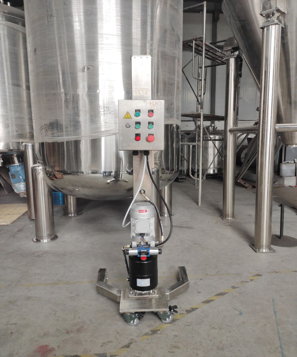 Mixer/Homogenizer Shear Tinggi dengan Pengangkat Hidrolik/ High shear mixer