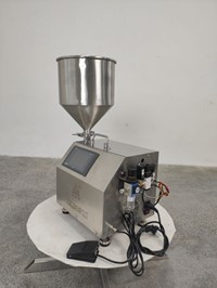 Gear pump filling machine/ Mesin filling