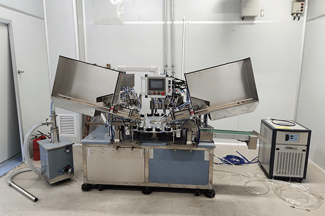 tube Fully automatic filling and sealing machine